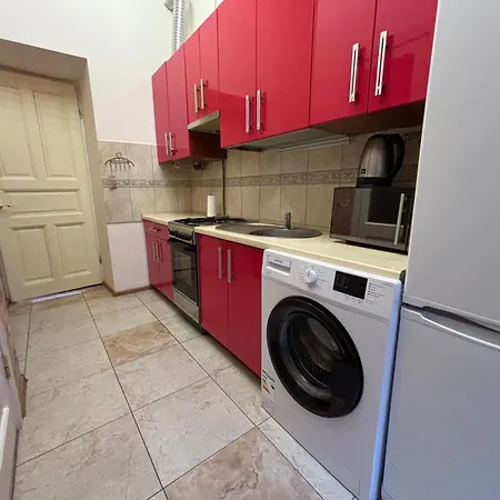 айстра Apartamento Leópolis