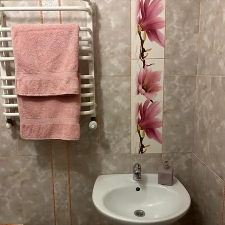 айстра * Λβιβ