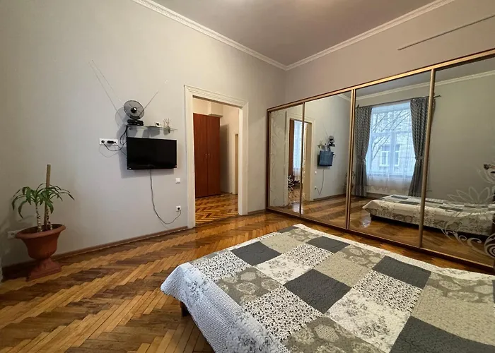 айстра Apartamento Leópolis